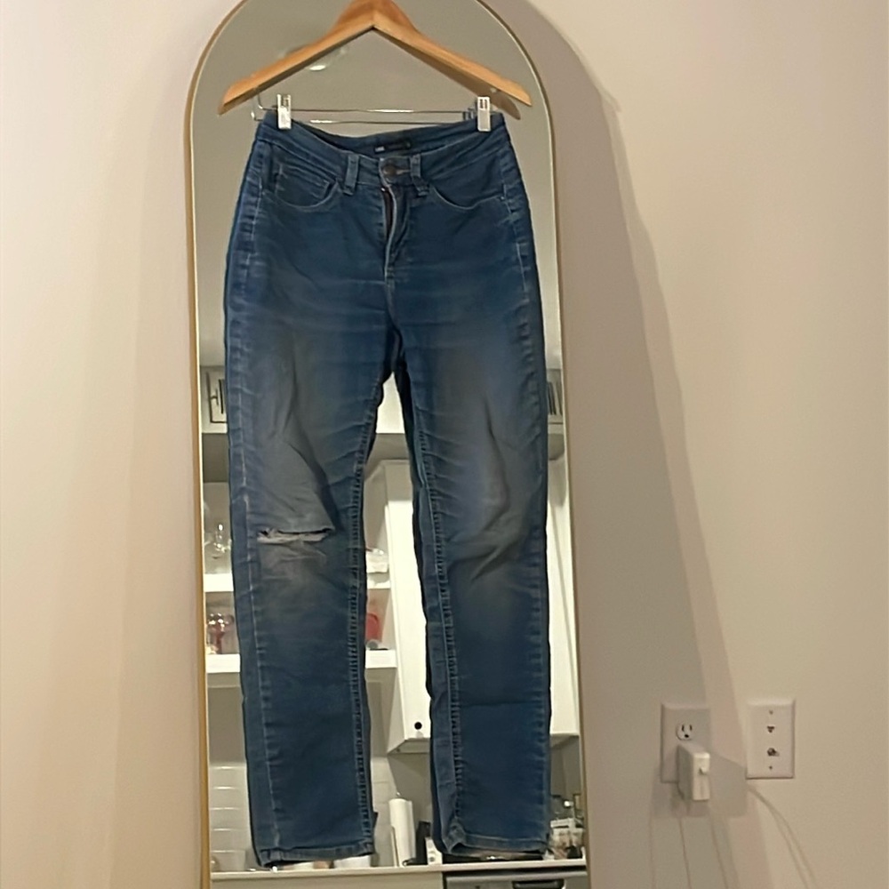 Skinny fit Lee jeans with distressing